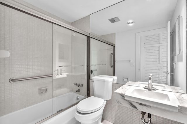 3200 NE 36th St 1610, Fort Lauderdale, FL 33308