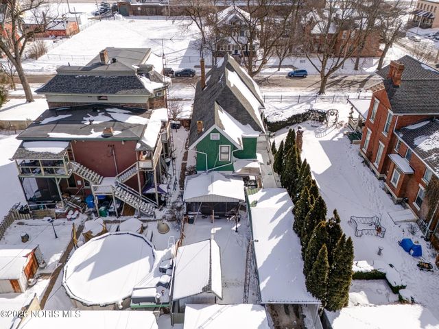 1115 N Superior Street, Toledo, OH 43604