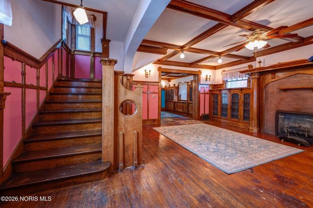 1115 N Superior Street, Toledo, OH 43604