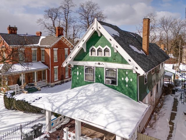 1115 N Superior Street, Toledo, OH 43604