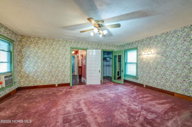 1115 N Superior Street, Toledo, OH 43604