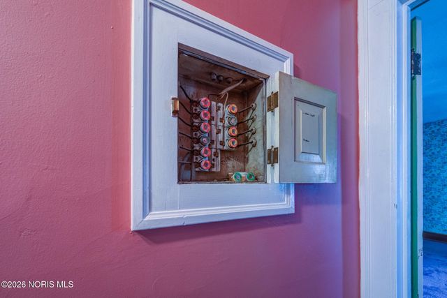 1115 N Superior Street, Toledo, OH 43604