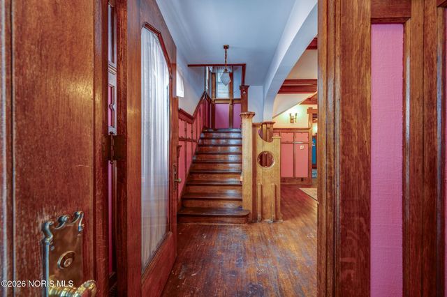 1115 N Superior Street, Toledo, OH 43604