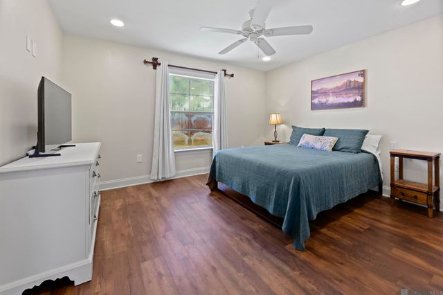 5128 Roy Ave, Greenwell Springs, LA 70739