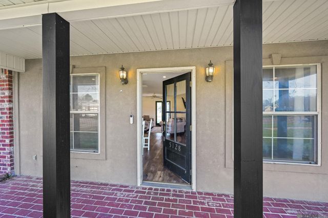 5128 Roy Ave, Greenwell Springs, LA 70739