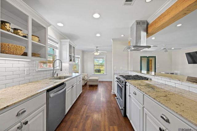 5128 Roy Ave, Greenwell Springs, LA 70739