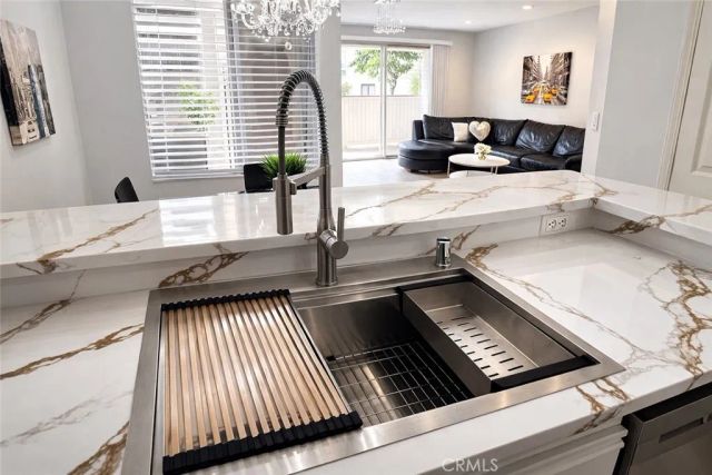 2456 Pleasant Way A, Thousand Oaks, CA 91362