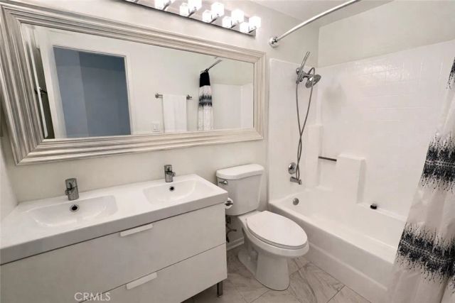 2456 Pleasant Way A, Thousand Oaks, CA 91362