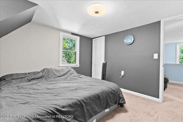 617 Irvington Avenue, Lansing, MI 48910
