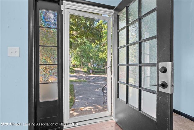 617 Irvington Avenue, Lansing, MI 48910