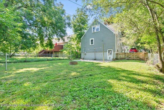 617 Irvington Avenue, Lansing, MI 48910