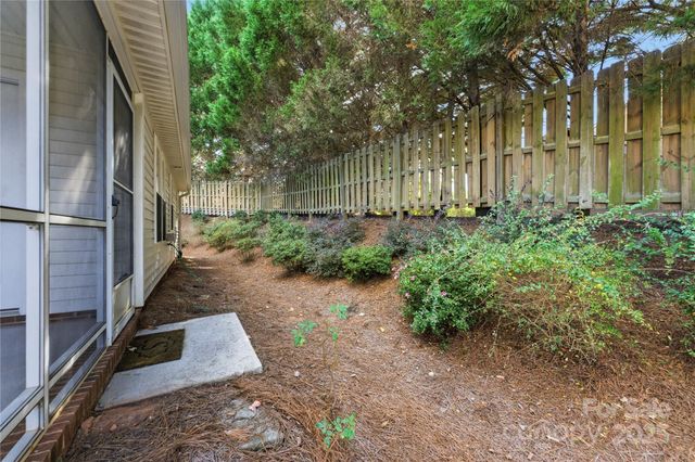 110 Whitehall Drive, Mooresville, NC 28117