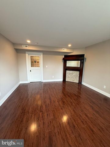 507 E WASHINGTON LN, Philadelphia, PA 19144