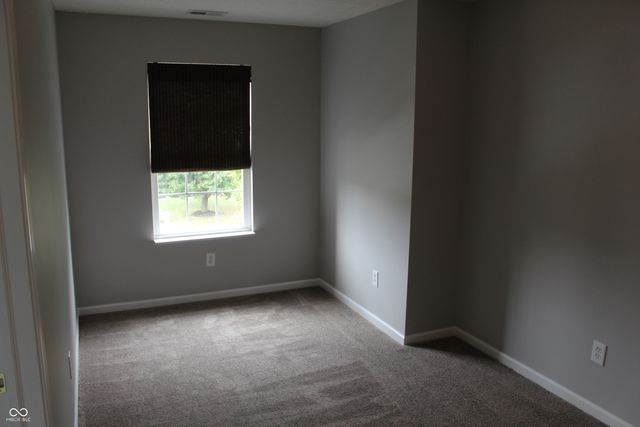 6455 Enclave Boulevard, Greenwood, IN 46143