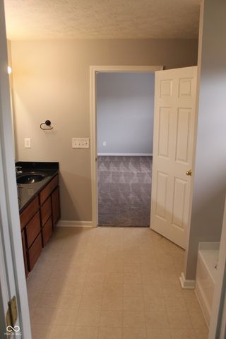 6455 Enclave Boulevard, Greenwood, IN 46143