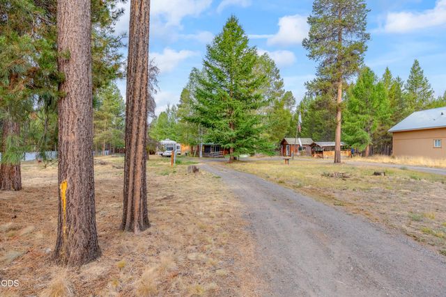 52555 Center Drive, La Pine, OR 97739
