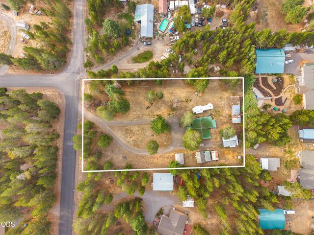 52555 Center Drive, La Pine, OR 97739