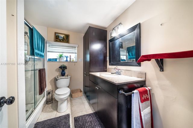 6472 Pierce St, Hollywood, FL 33024