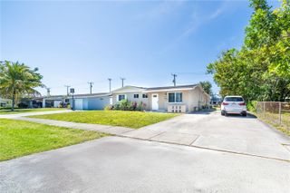 6472 Pierce St, Hollywood, FL 33024