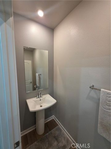 440 N Glenwood Avenue, Rialto, CA 92376