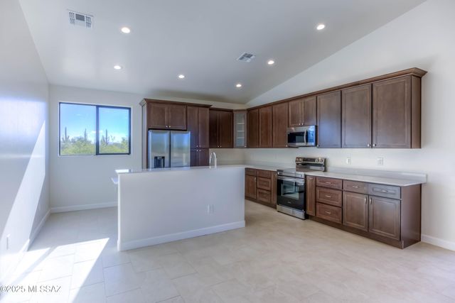 33983 E Terra Cotta Drive, Marana, AZ 85658