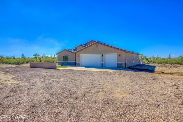 33983 E Terra Cotta Drive, Marana, AZ 85658