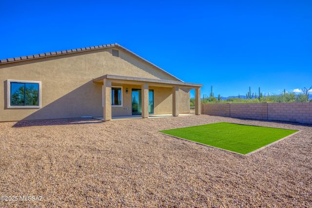 33983 E Terra Cotta Drive, Marana, AZ 85658