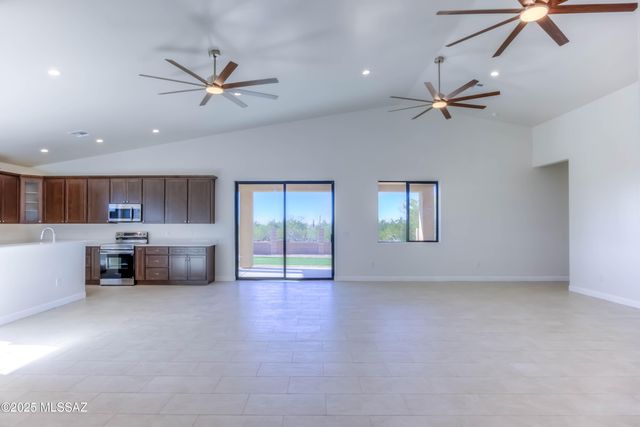 33983 E Terra Cotta Drive, Marana, AZ 85658