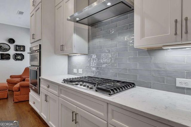 401 Reeves Street, Woodstock, GA 30188