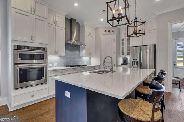 401 Reeves Street, Woodstock, GA 30188