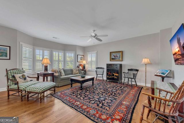 401 Reeves Street, Woodstock, GA 30188