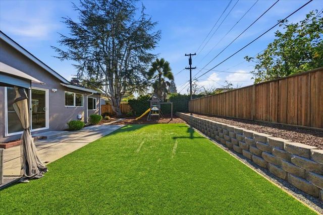 10305 Norwich Avenue, Cupertino, CA 95014