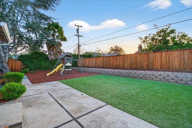 10305 Norwich Avenue, Cupertino, CA 95014