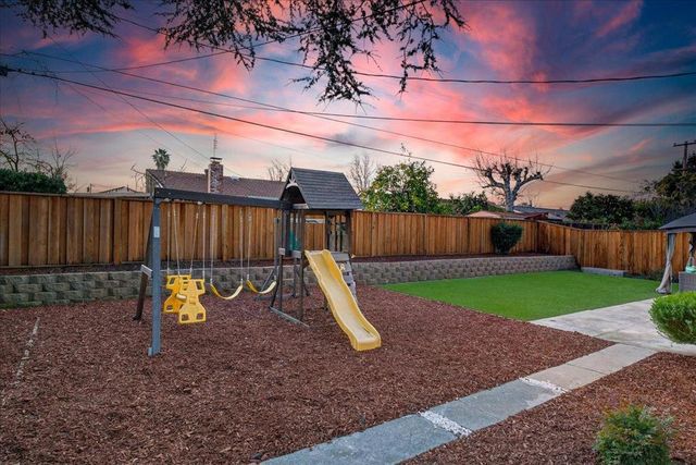 10305 Norwich Avenue, Cupertino, CA 95014