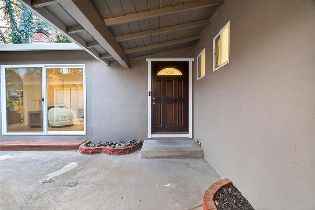 10305 Norwich Avenue, Cupertino, CA 95014