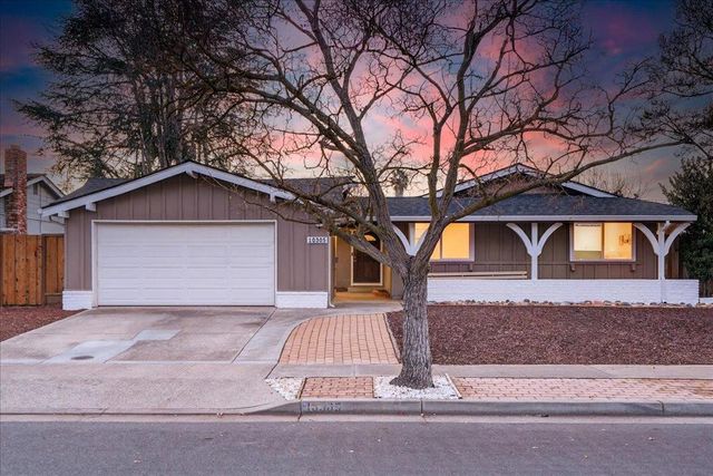10305 Norwich Avenue, Cupertino, CA 95014