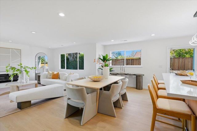 10305 Norwich Avenue, Cupertino, CA 95014