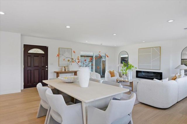 10305 Norwich Avenue, Cupertino, CA 95014