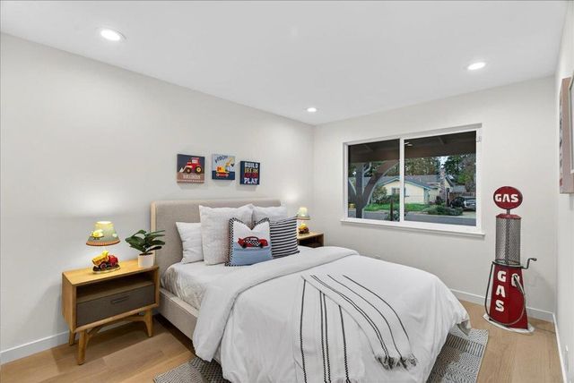 10305 Norwich Avenue, Cupertino, CA 95014