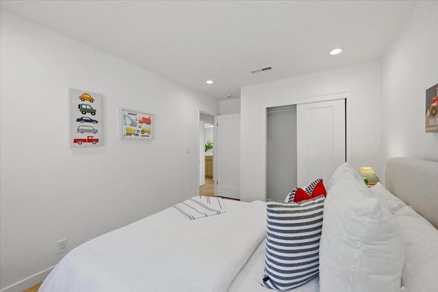 10305 Norwich Avenue, Cupertino, CA 95014