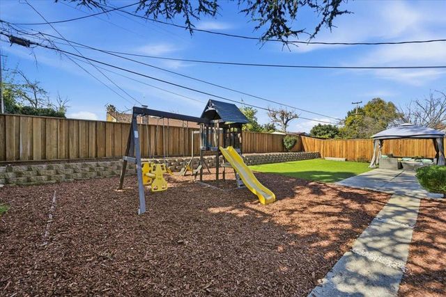 10305 Norwich Avenue, Cupertino, CA 95014