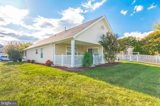221 CRESTWOOD LN, Winchester, VA 22602