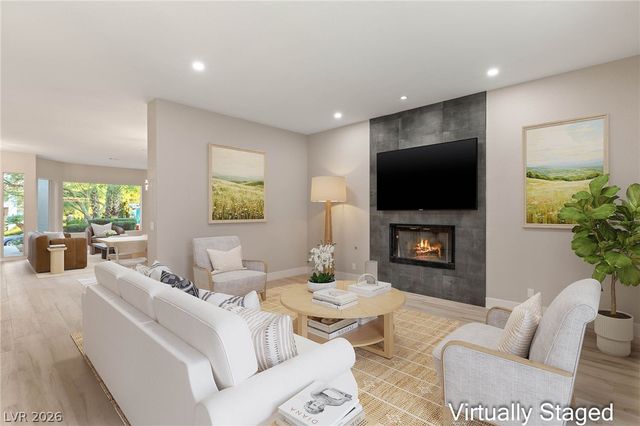 1605 Shadow Rock Drive, Las Vegas, NV 89117