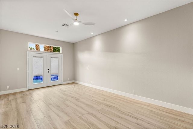 1605 Shadow Rock Drive, Las Vegas, NV 89117