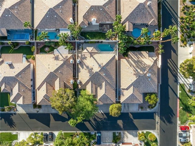 1605 Shadow Rock Drive, Las Vegas, NV 89117