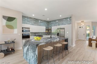 1605 Shadow Rock Drive, Las Vegas, NV 89117