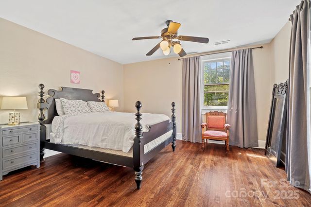 75 Lakewood Drive, Asheville, NC 28803