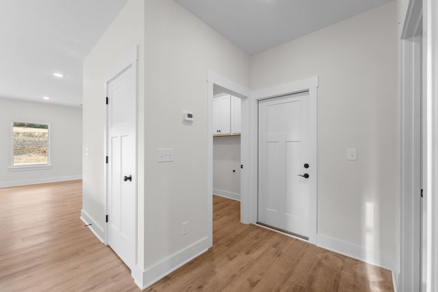 288 Woodland Creek Dr, Mcminnville, TN 37110