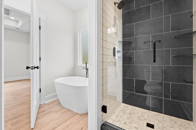 288 Woodland Creek Dr, Mcminnville, TN 37110