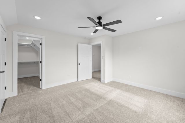 288 Woodland Creek Dr, Mcminnville, TN 37110